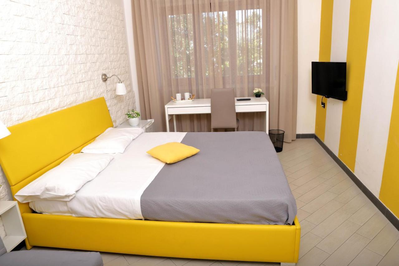 Guest House Le Tre Isole Sorrento Exterior photo